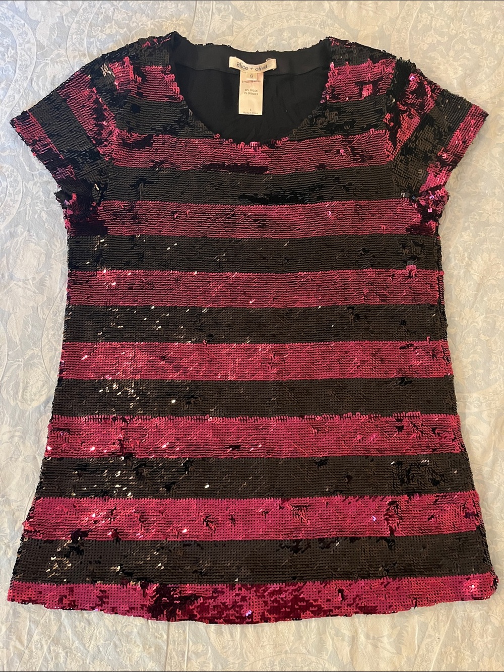 NWT Alice + Olivia | Small / XS / 0 | Pink & Black sequin top